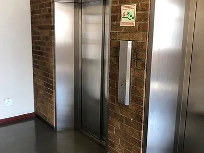 2 Bedroom Apartment To Rent in Johannesburg - GhJP.webp