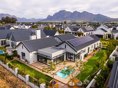 4 Bedroom House For Sale in Paarl - img