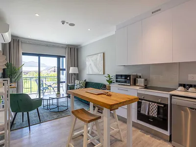 1 Bedroom Apartment For Sale in Val de Vie Estate, Paarl - 55FG.webp