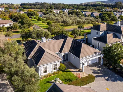 3 Bedroom House For Sale in Val de Vie Estate, Paarl - O6RI.webp