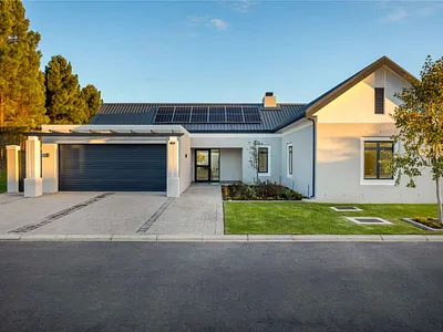 3 Bedroom House For Sale in Val de Vie Estate, Paarl - a5ds.webp