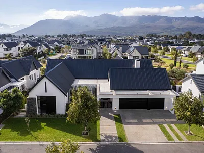 5 Bedroom House For Sale in Val de Vie Estate, Paarl - VMZr.webp