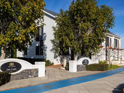 Commercial Property To Rent in Paarl - 5MSb.webp