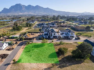 Vacant Land For Sale in Pearl Valley Golf Estate, Paarl - b9fW.webp