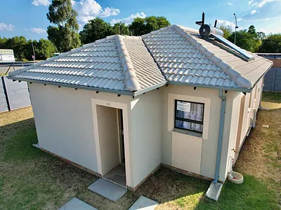 3 Bedroom House For Sale in Benoni - 8JFV.webp