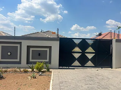 2 Bedroom House For Sale in Midrand - 3hiY.webp