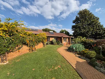 2 Bedroom House To Rent in Pretoria - qgxK.webp