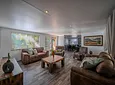 Carousel Indicator - u3i2.webp