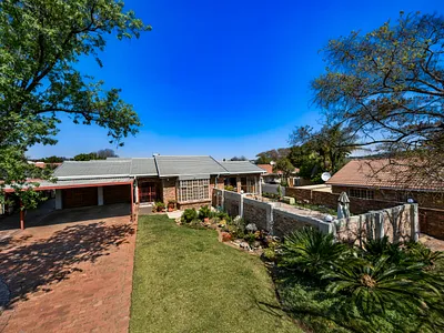 4 Bedroom House For Sale in Pretoria - T0Wt.webp