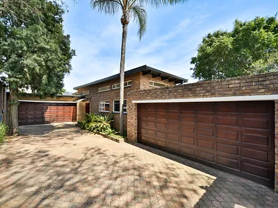 3 Bedroom House For Sale in Pretoria - VNRv.webp