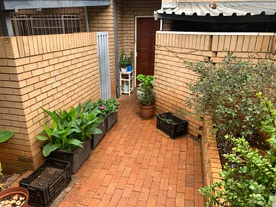 2 Bedroom Townhouse For Sale in Pretoria - BR2D.webp