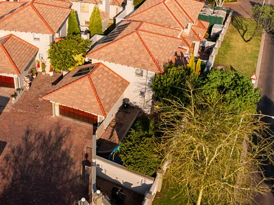 4 Bedroom Townhouse For Sale in Pretoria - 5dE3.webp