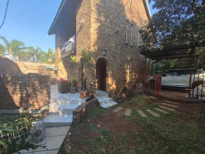2 Bedroom Apartment To Rent in Pretoria - V6kP.webp