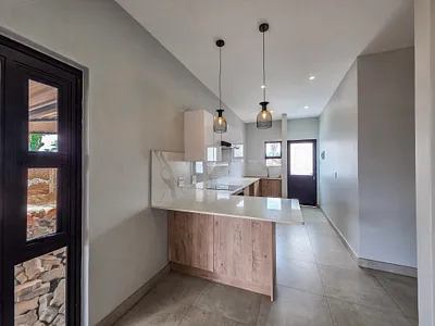 2 Bedroom Apartment For Sale in Pretoria - 5QUL.webp