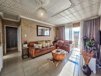 3 Bedroom Apartment For Sale in Pretoria - FQef.webp