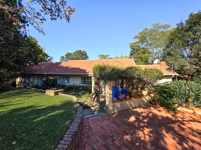4 Bedroom House For Sale in Pretoria - 7mIC.webp