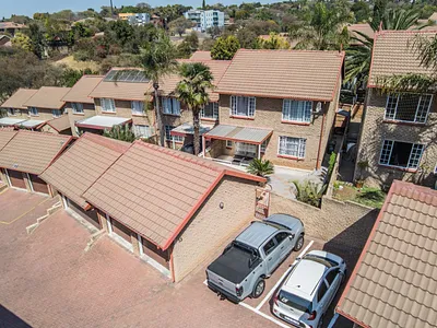 4 Bedroom Apartment For Sale in Pretoria - Xxkn.webp