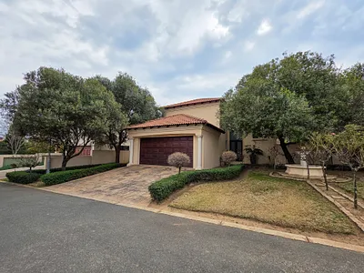 3 Bedroom House For Sale in Pretoria - P62h.webp