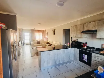 2 Bedroom Apartment To Rent in Benoni - bGDR.webp