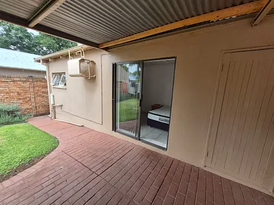 1 Bedroom Apartment To Rent in Pretoria - mZIM.webp