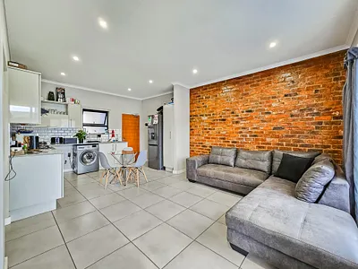 2 Bedroom Apartment For Sale in Pretoria - MYqn.webp