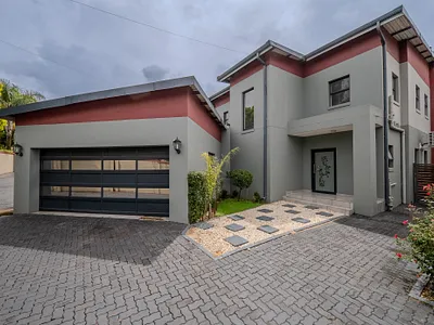 3 Bedroom House For Sale in Pretoria - KM4y.webp