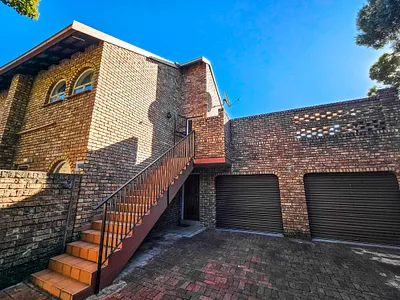 2 Bedroom Townhouse For Sale in Pretoria - QVdI.webp