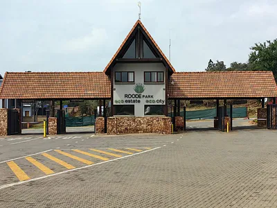 3 Bedroom Apartment For Sale in Pretoria - YCi9.webp
