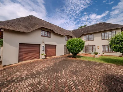 4 Bedroom House For Sale in Pretoria - 87TM.webp