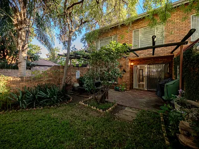 3 Bedroom Apartment For Sale in Pretoria - jn55.webp