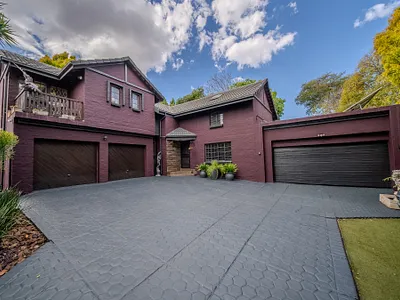 4 Bedroom House For Sale in Pretoria - f1Tb.webp