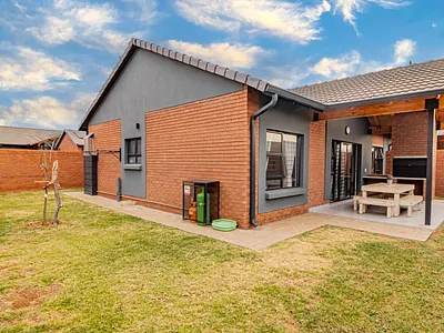 3 Bedroom Townhouse To Rent in Pretoria - img
