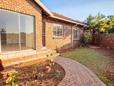 3 Bedroom House For Sale in Pretoria - cmTC.webp