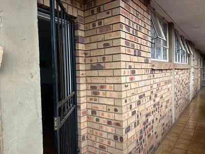 2 Bedroom Apartment To Rent in Pretoria - 0Vft.webp