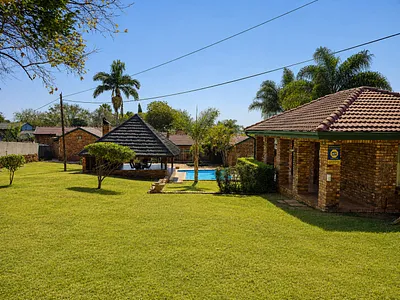 5 Bedroom House For Sale in Akasia - IGjG.webp