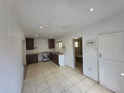 1 Bedroom Apartment To Rent in Pretoria - Ecpz.webp