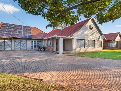 4 Bedroom House For Sale in Pretoria - RLxw.webp