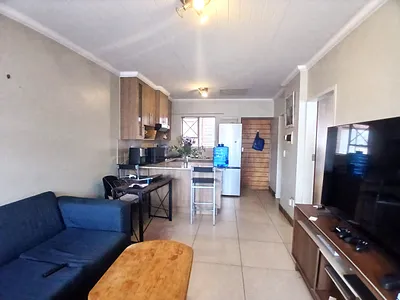1 Bedroom Apartment To Rent in Pretoria - mMZZ.webp