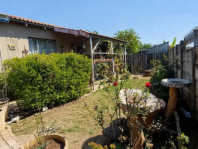 4 Bedroom House For Sale in Pretoria - R9zk.webp