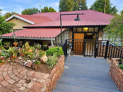 3 Bedroom House For Sale in Pretoria - 69VH.webp