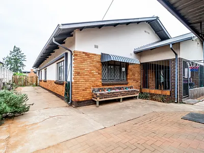 3 Bedroom House For Sale in Pretoria - img