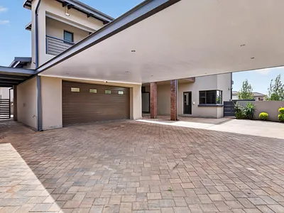 4 Bedroom House To Rent in Pretoria - img
