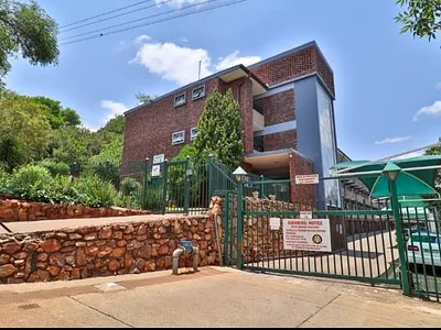 0.5 Bedroom Apartment For Sale in Pretoria - Xu0u.webp