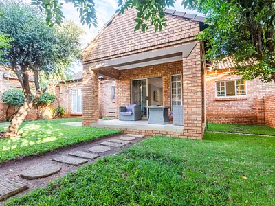 2 Bedroom Townhouse For Sale in Pretoria - bv2d.webp