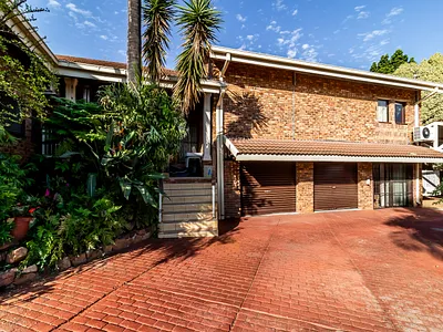 4 Bedroom House For Sale in Pretoria - zXv1.webp