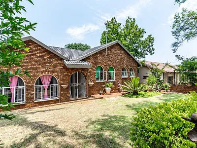 4 Bedroom House For Sale in Pretoria - hZso.webp