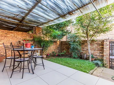 2 Bedroom Townhouse To Rent in Pretoria - img