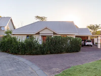 4 Bedroom House For Sale in Pretoria - QowH.webp