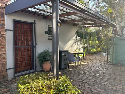 2 Bedroom Apartment To Rent in Pretoria - xQ4z.webp