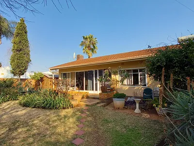 2 Bedroom House To Rent in Pretoria - 7U9Y.webp
